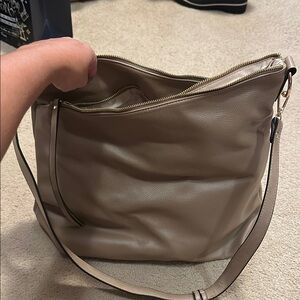 Tan Leather Shoulder Bag with Slouchy Design